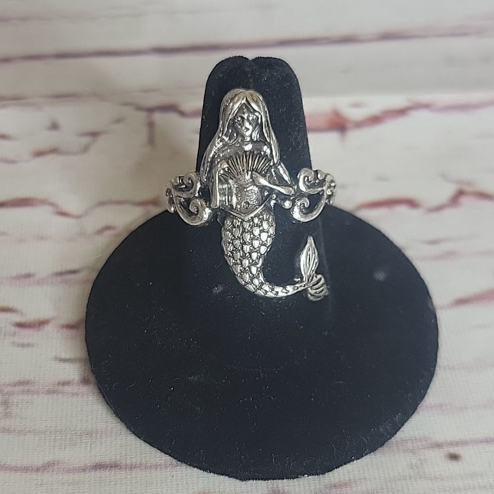 Silvertone Adjustable  Mermaid Ring Size 7.5 + - Picture 7 of 7